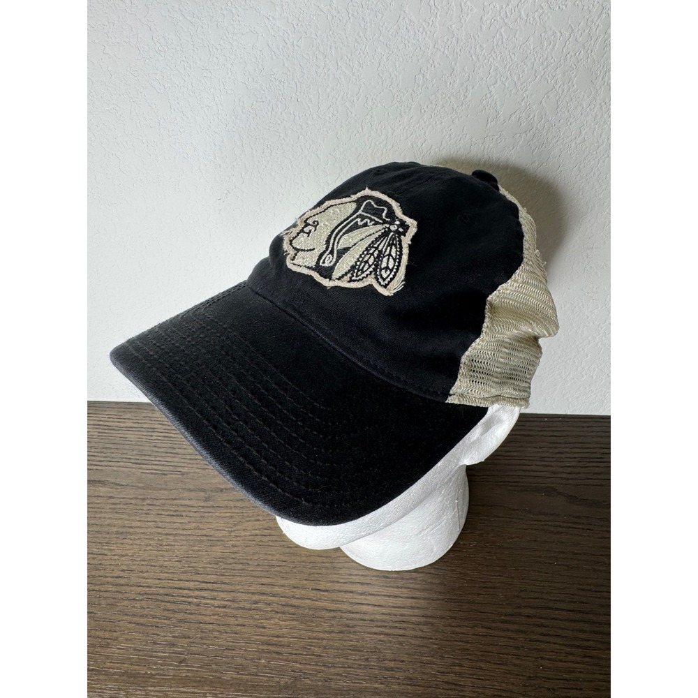 Adidas Chicago Blackhawks Trucker Hat Black Cream Snapback Distressed Logo Cap